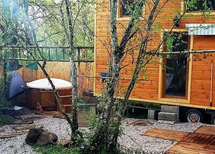 Nyaraló Mini Maison Tiny House Et Son Bain Nordique Figeac